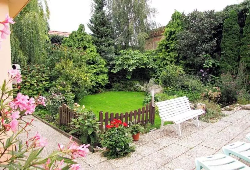 Pension & Sauna Am Lorenz