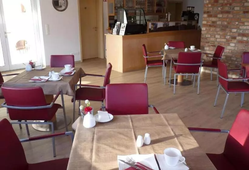 Cafe Und Pension Blohm