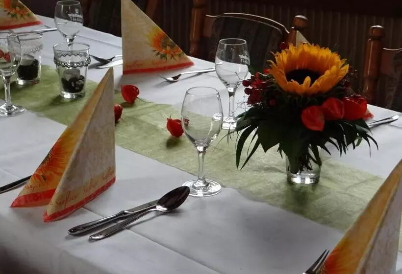 ペンション Gasthaus Post