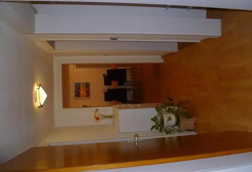 ペンション Guest House Schneider