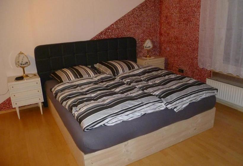 膳宿费 Guest House Schneider