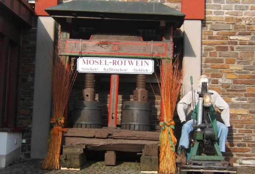 פנסיון Wein Und Gästehaus St. Aldegundishof