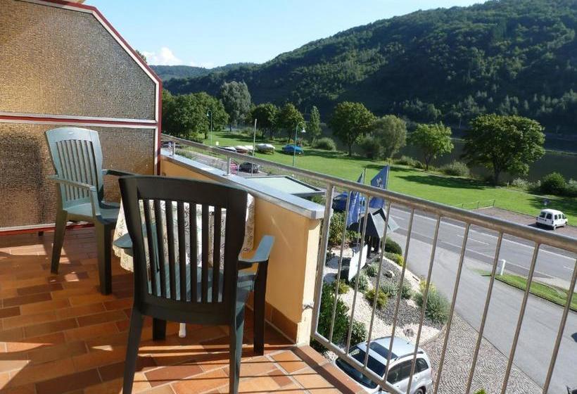 פנסיון Wein Und Gästehaus St. Aldegundishof