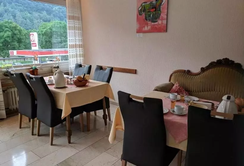 Majatalo Wein  Und Gästehaus St. Aldegundishof