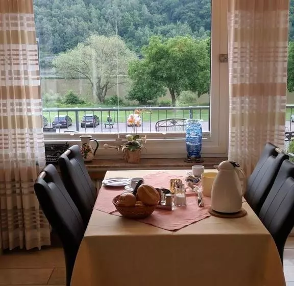 Majatalo Wein  Und Gästehaus St. Aldegundishof