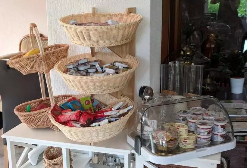 Majatalo Wein  Und Gästehaus St. Aldegundishof