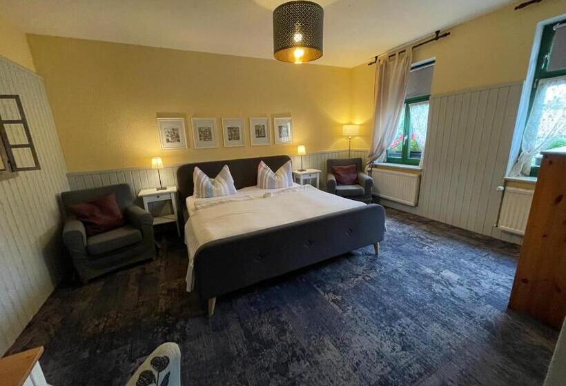 Pension Alt Naumburg