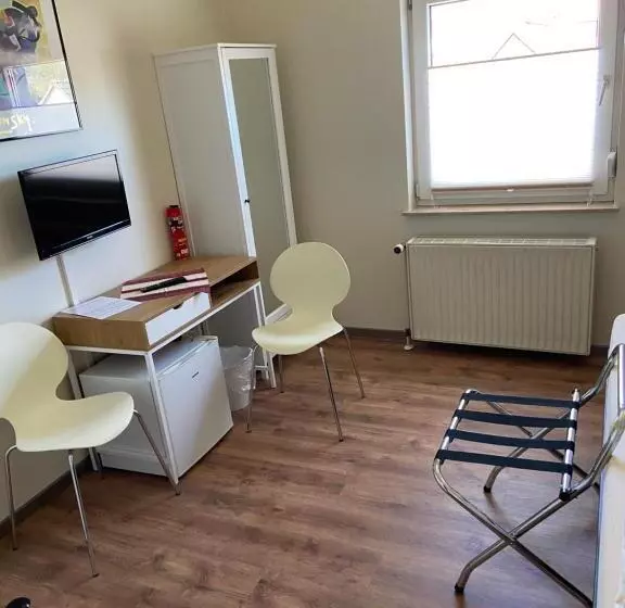 Majatalo Alex  Lounge  Sportsbar  Smokerlounge