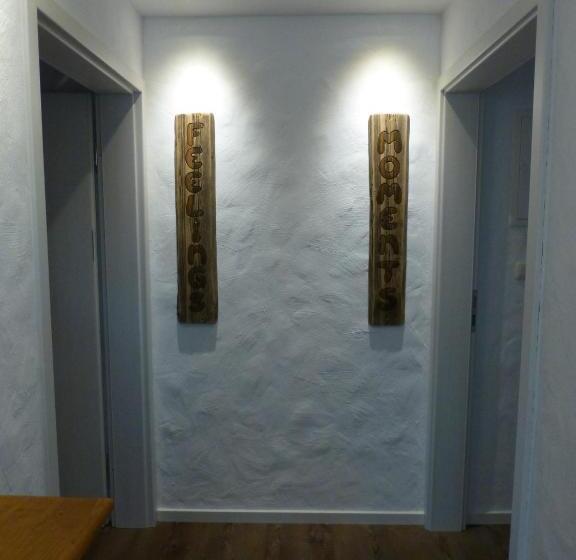 膳宿费 Casa Shania