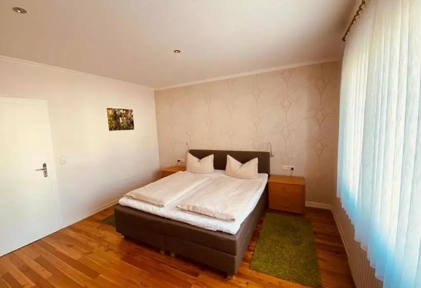 Majatalo Ferienwohnungen Weingut Kilburg