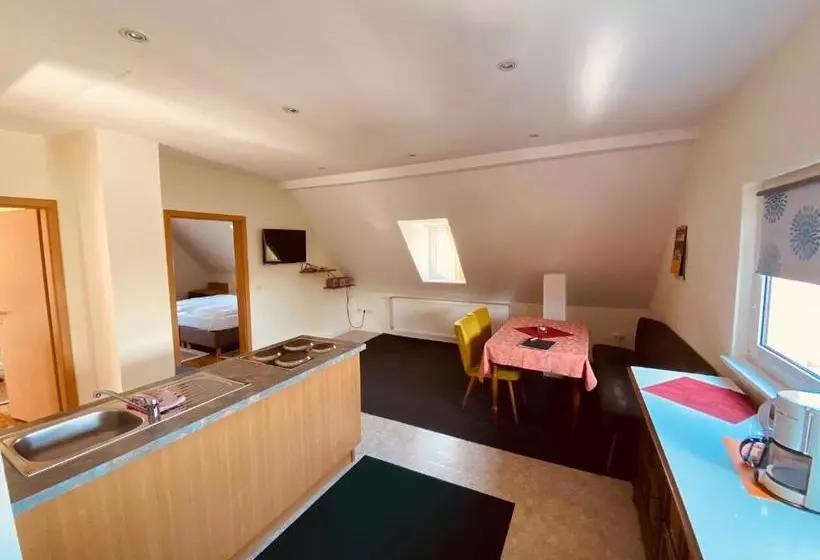 Majatalo Ferienwohnungen Weingut Kilburg