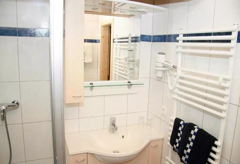 Majatalo Gästehaus Schmid & Reitzner