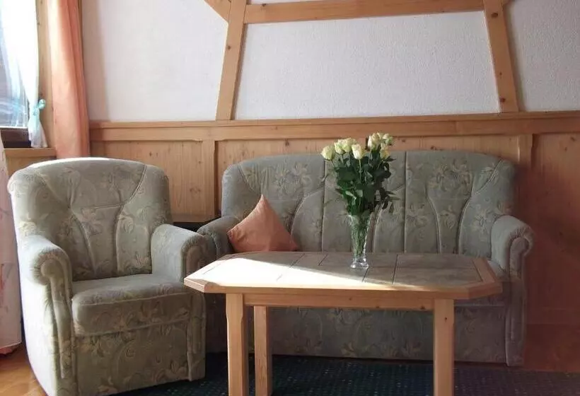 Majatalo Gästehaus Schmid & Reitzner