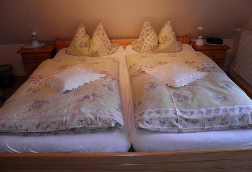 Пансион Gästehaus Ziemann