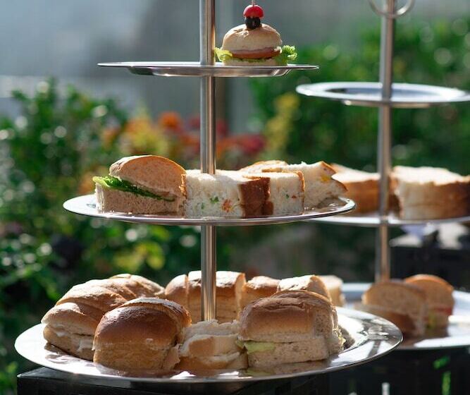 Hotel The Fern Brentwood Resort, Mussoorie