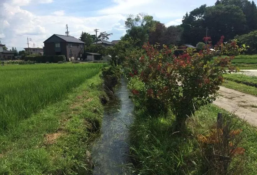 Majatalo En Guest House