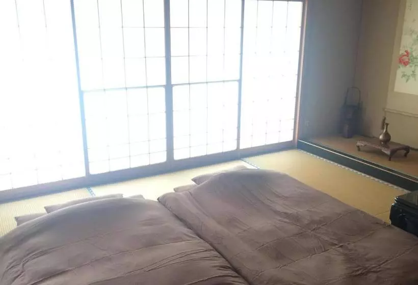 Majatalo En Guest House