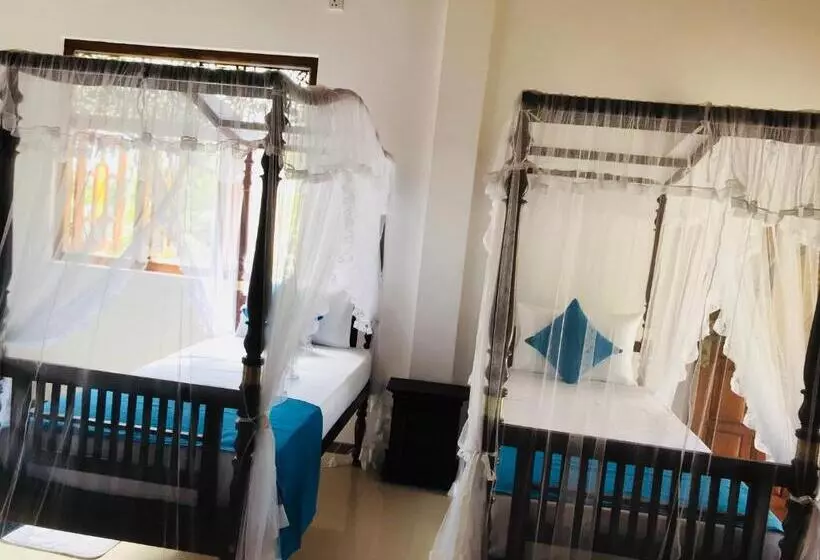 پانسیون Neli Guests House