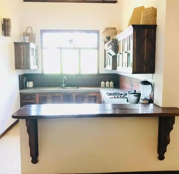 پانسیون Neli Guests House