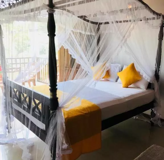پانسیون Neli Guests House