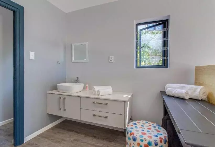 ペンション Sky Blue Guest House