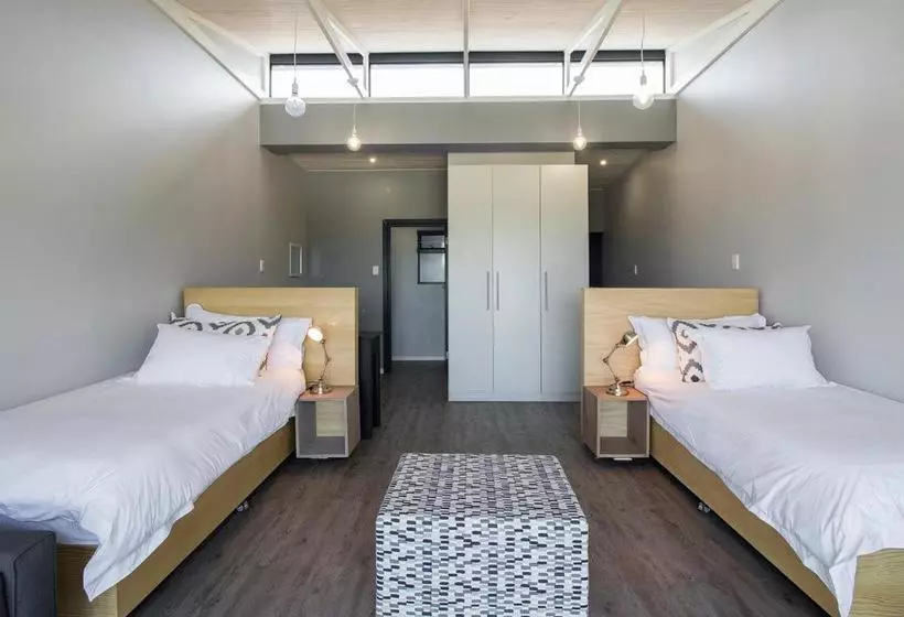 ペンション Sky Blue Guest House