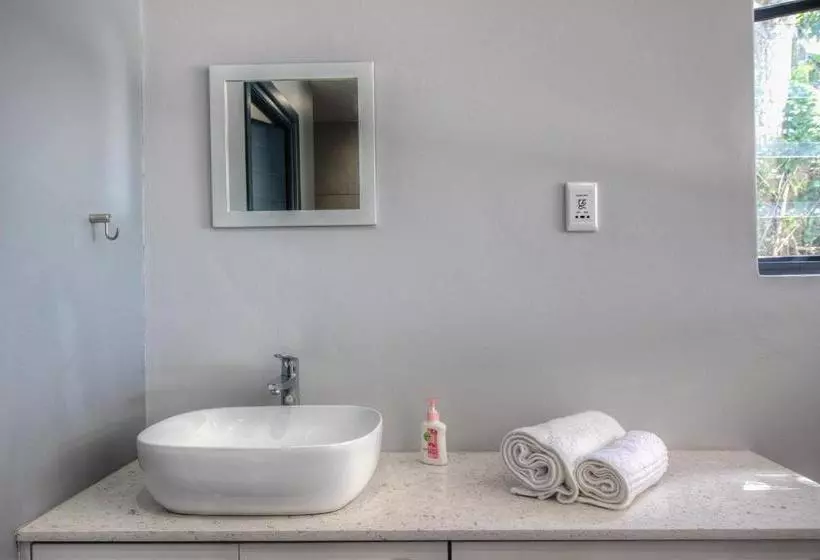 ペンション Sky Blue Guest House