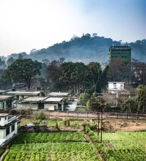 پانسیون Be Here Now