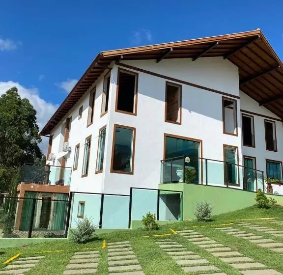 Majatalo Pousada Vale Do Chapeu