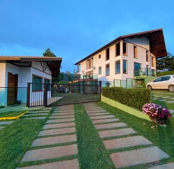 Majatalo Pousada Vale Do Chapeu