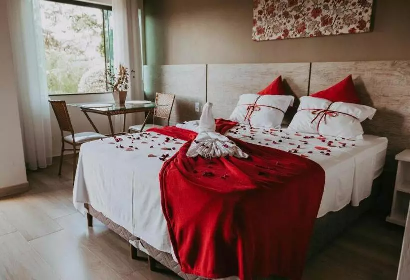 Majatalo Pousada Vale Do Chapeu