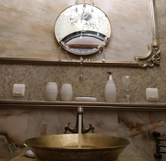 تختخواب و صبحانه Hye Aspet հայ ասպետ