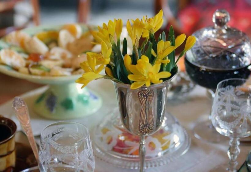 تختخواب و صبحانه Hye Aspet հայ ասպետ