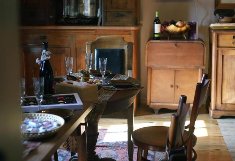 تختخواب و صبحانه Hye Aspet հայ ասպետ