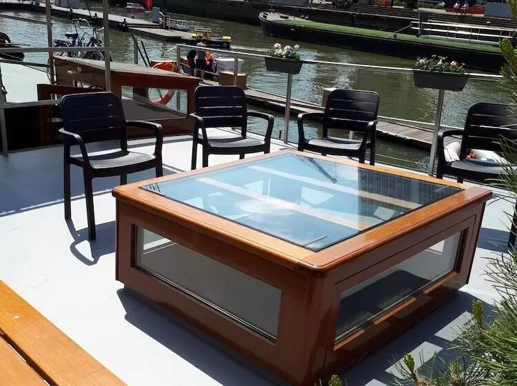 ベッドアンドブレックファースト Rooms On Water