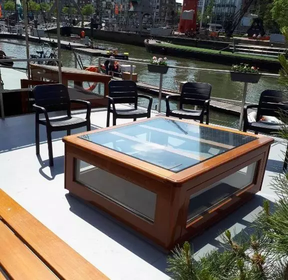 ベッドアンドブレックファースト Rooms On Water