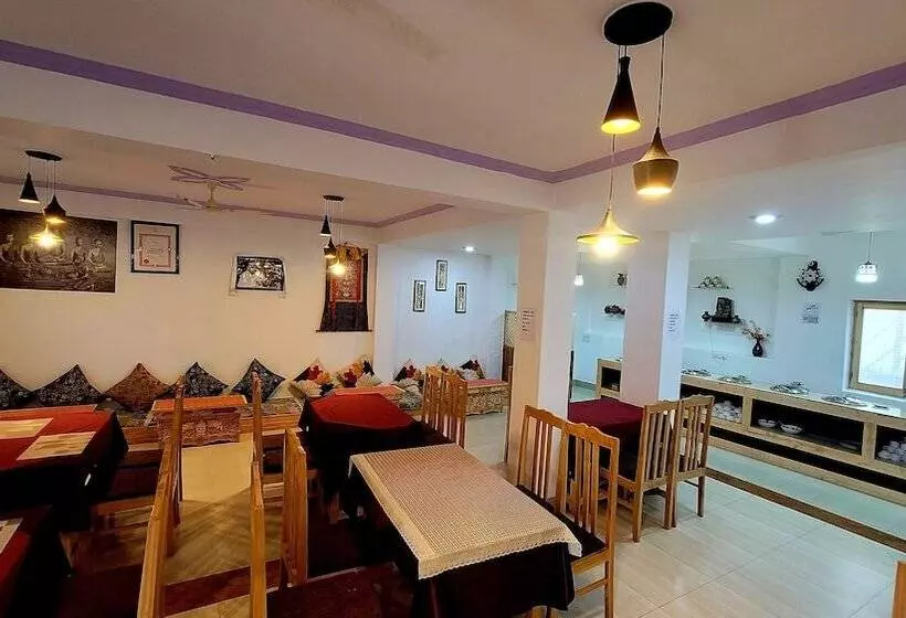 Hotel Jeevanam Villa