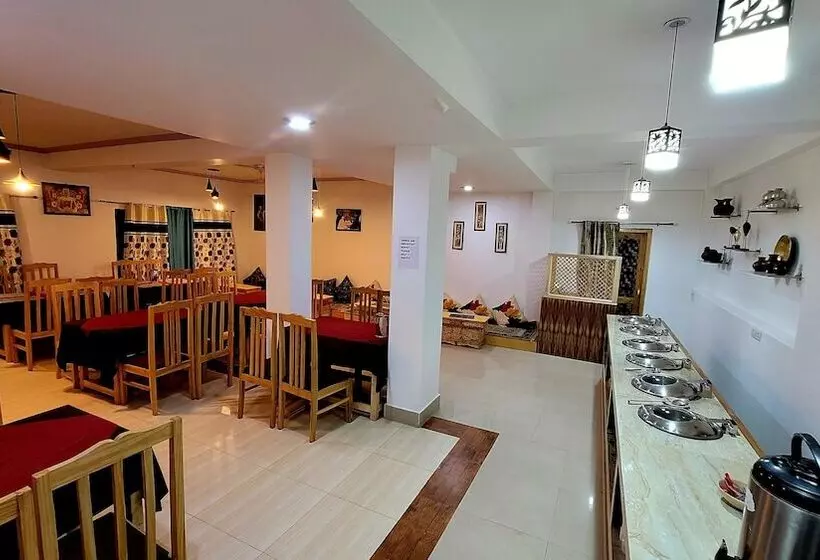 Hotel Jeevanam Villa