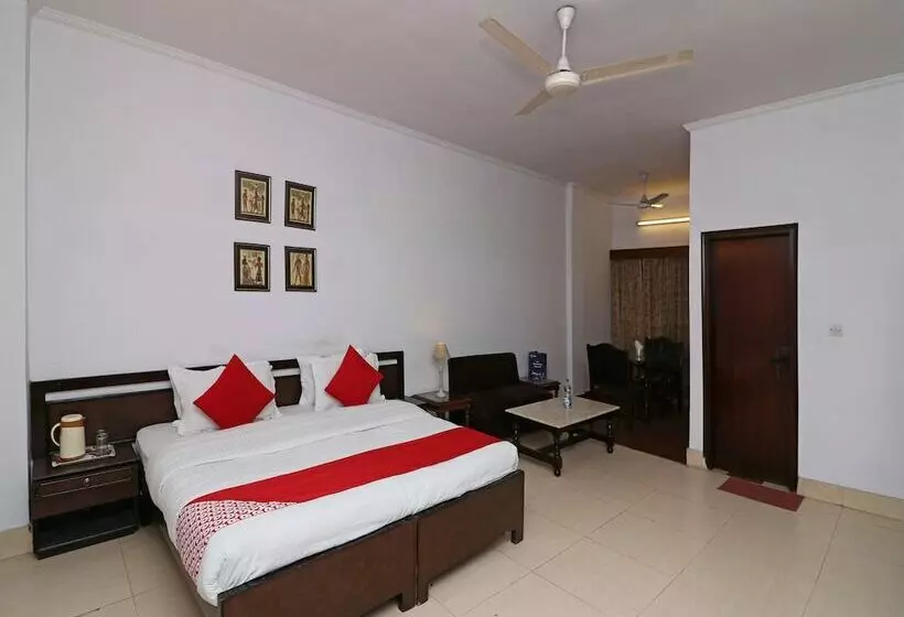 Hotel Uberoi Anand