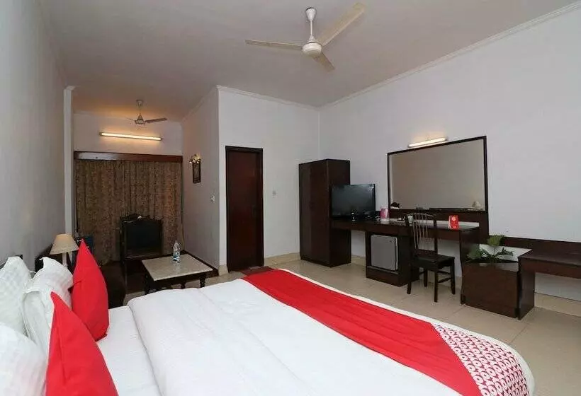 Hotel Uberoi Anand