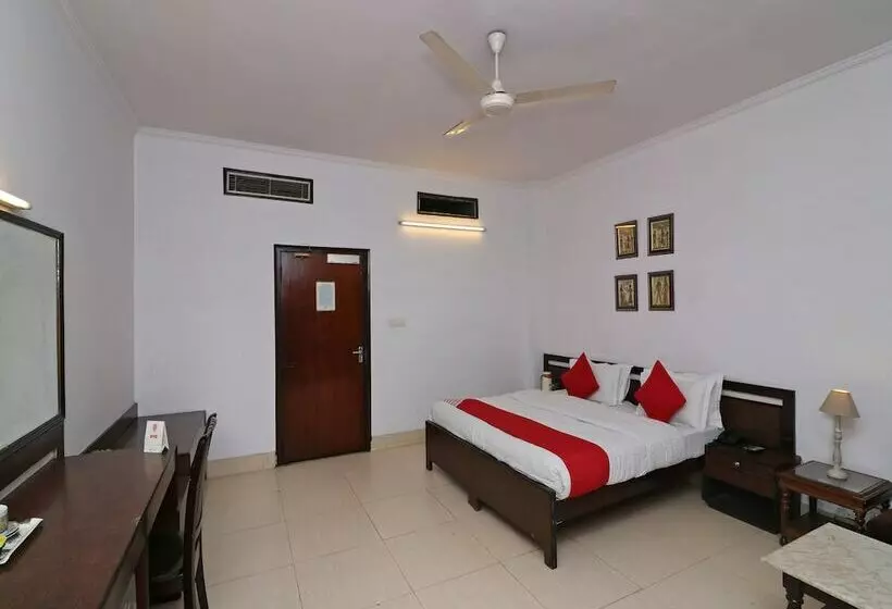 Hotel Uberoi Anand