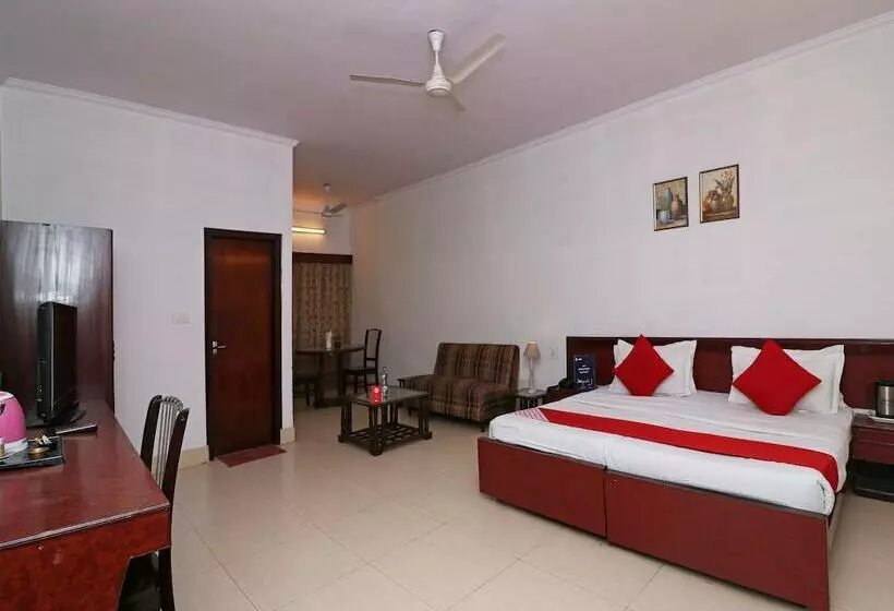 Hotel Uberoi Anand
