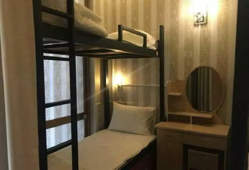 پانسیون Alin Homestay  Hostel