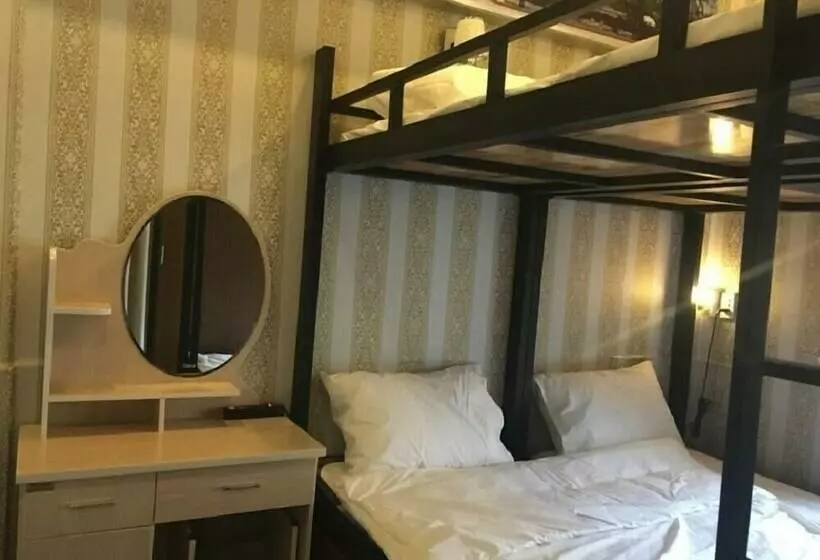 پانسیون Alin Homestay  Hostel