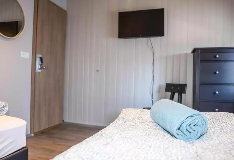 پانسیون Lava Guesthouse