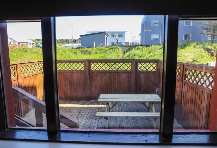 پانسیون Lava Guesthouse