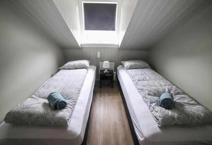 پانسیون Lava Guesthouse