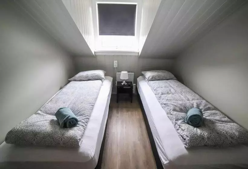 پانسیون Lava Guesthouse