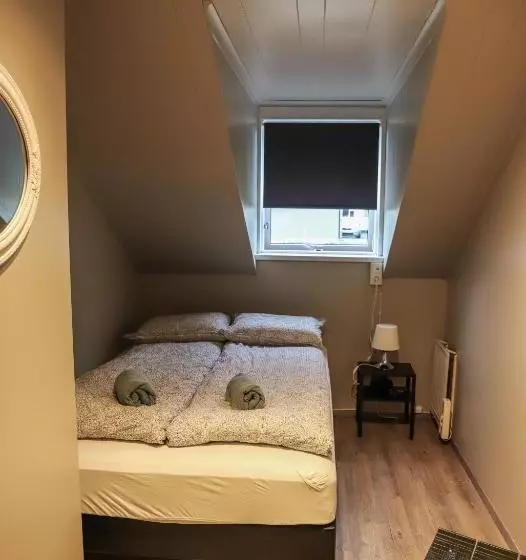 پانسیون Lava Guesthouse