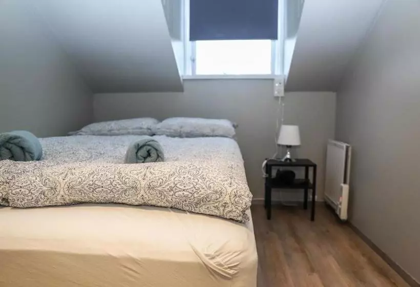 پانسیون Lava Guesthouse